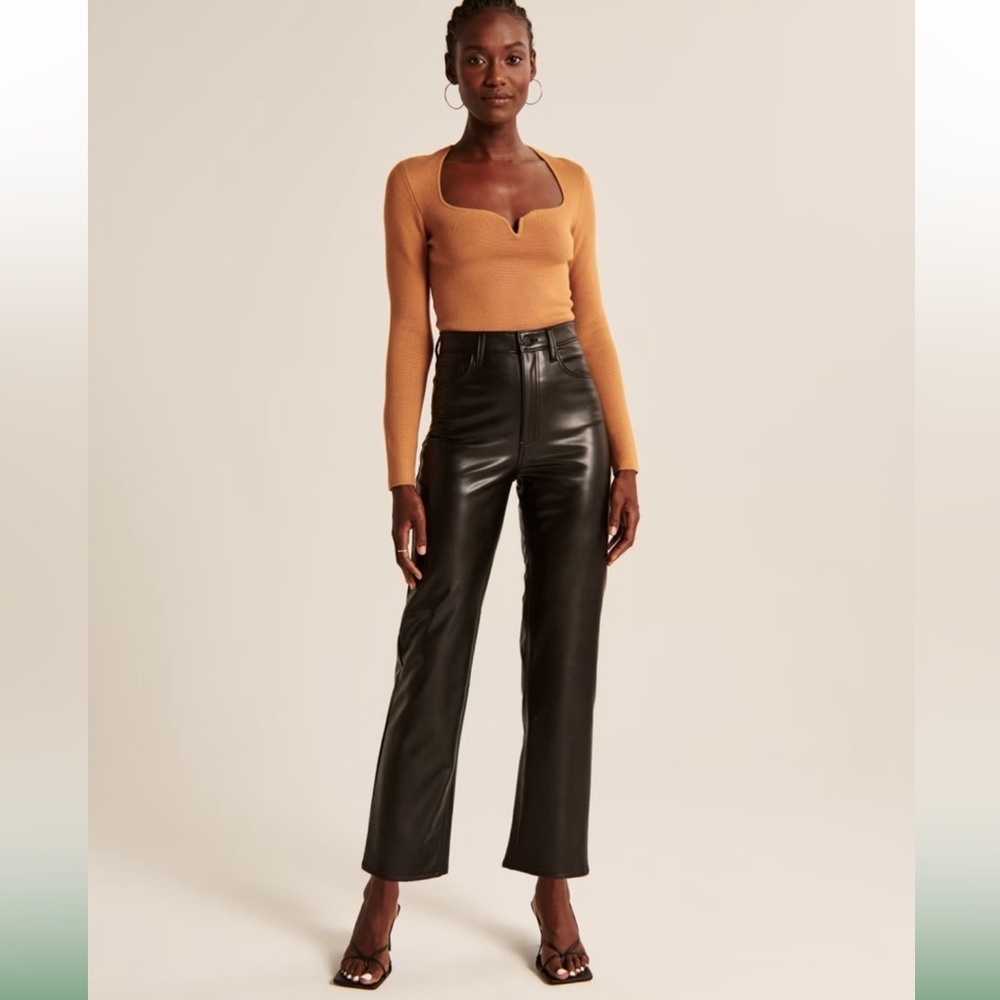 Abercrombie & Fitch The Ankle Straight Ultra High Rise Vegan Leather Pants Sz 26 - Picture 1 of 11